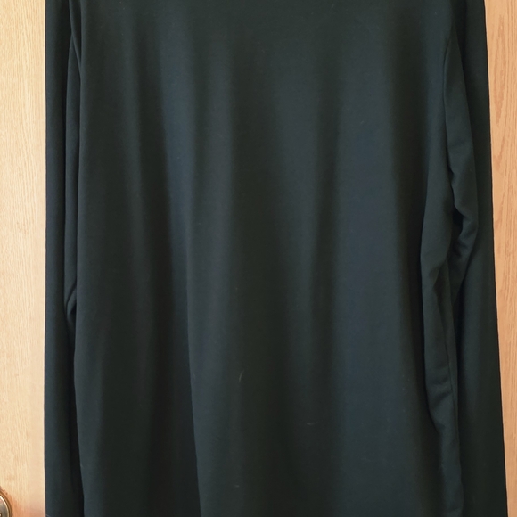Black Long Sleeve Shirt with Heart Design - Picture 3 of 3